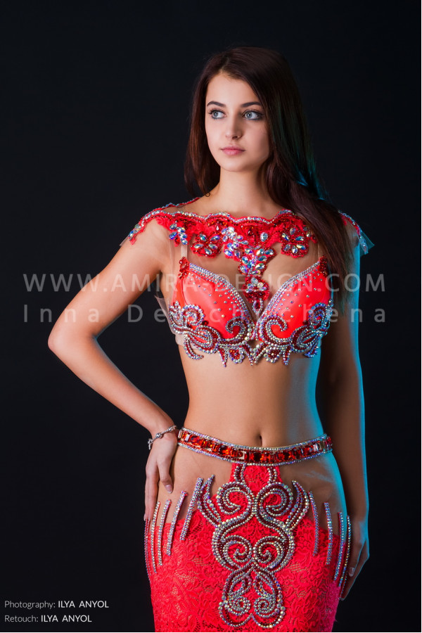 Professional bellydance costume (classic 136 a)